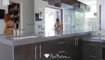 Pretty smart southern blonde is ready to get s
